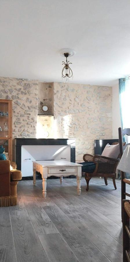 Bel appartement lumineux au pied du mont ventoux Sault Extérieur photo