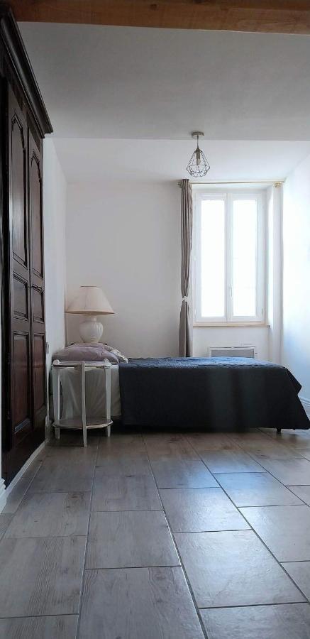 Bel appartement lumineux au pied du mont ventoux Sault Extérieur photo